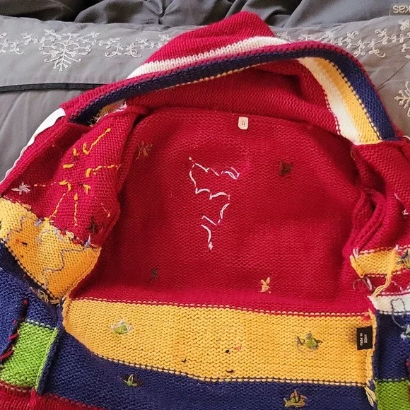 Sweater- Handmade in Peru Kid's- Alpaca Zip up Unisex hoodie with Pockets - Picture 7 of 7